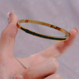 Goldfarbenes Grünes Armband