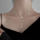 Elegante Silberfarben Halskette mit Mond und Sternen