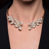 Elegante Blumen Kristall Halskette