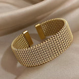 Elegantes Geflochtenes Mesh-Armband mit Offenem Design
