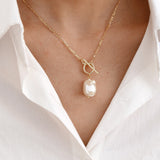 Elegante Goldfarbene Halskette