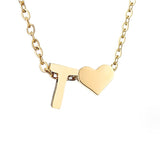 Zeitlose Initialen Halskette mit Herz Charm