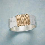 Zeitloser Goldfarben- und Silberfarben-Vintage-Ring
